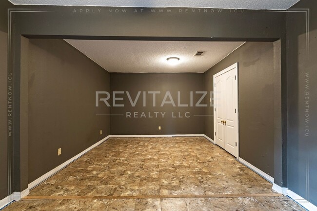 Building Photo - Newly Remodeled 3 Bd / 1 Ba in Moss Point