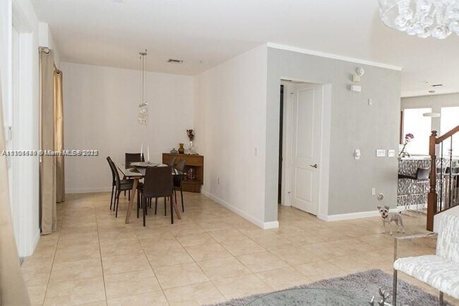 Building Photo - 3055 NW 126th Ave