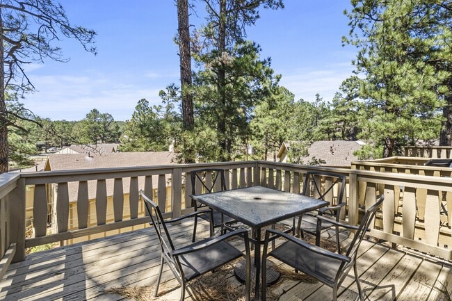 Building Photo - 214 Metz Dr