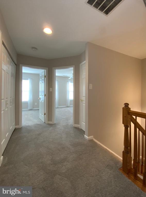 Building Photo - 5722 Governors Pond Cir