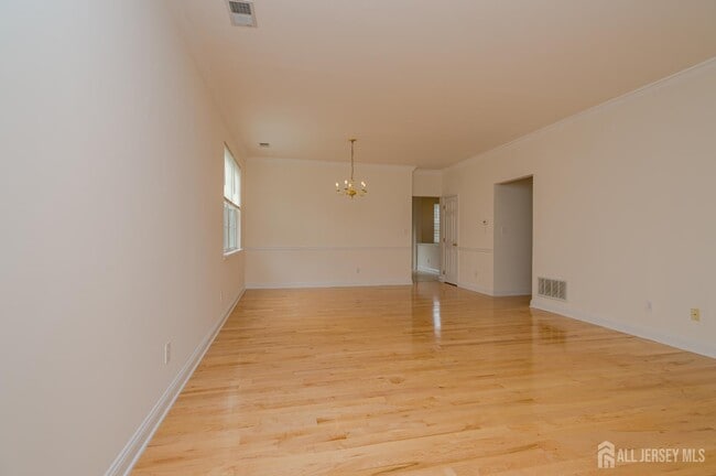Building Photo - 71 Manley Rd