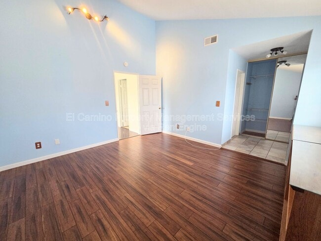 Building Photo - 8901 Serapis Ave