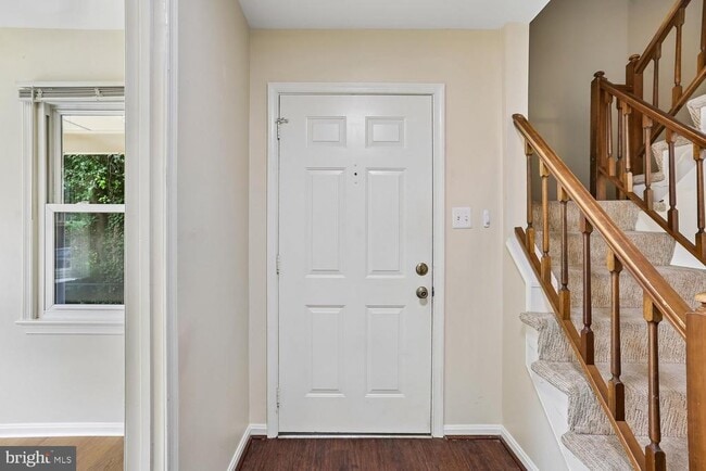 Building Photo - 7561 Heatherton Ln