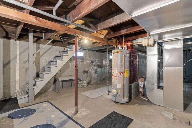 Building Photo - 409 Harrison Ave