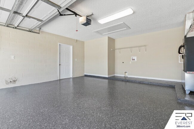 Building Photo - 273 Beachway Dr