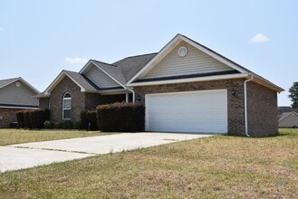Building Photo - House for Rent