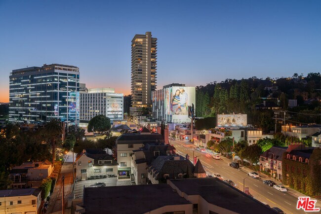 Building Photo - 9040 W Sunset Blvd