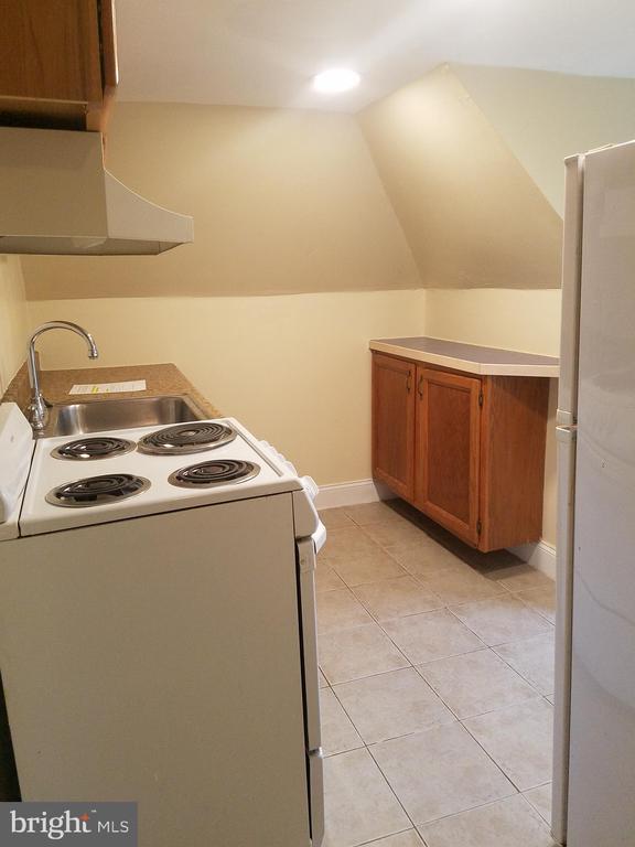 Building Photo - 511 Morton Ave