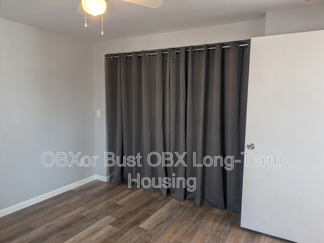 Building Photo - 100-A Mallard Court