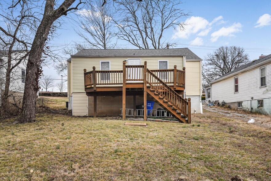 Building Photo - 541 N Virginia Ave