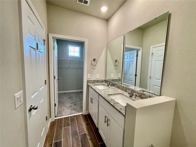 Building Photo - 934 Legacy Winds Way