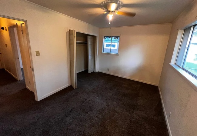 Building Photo - 504 Redwater Rd