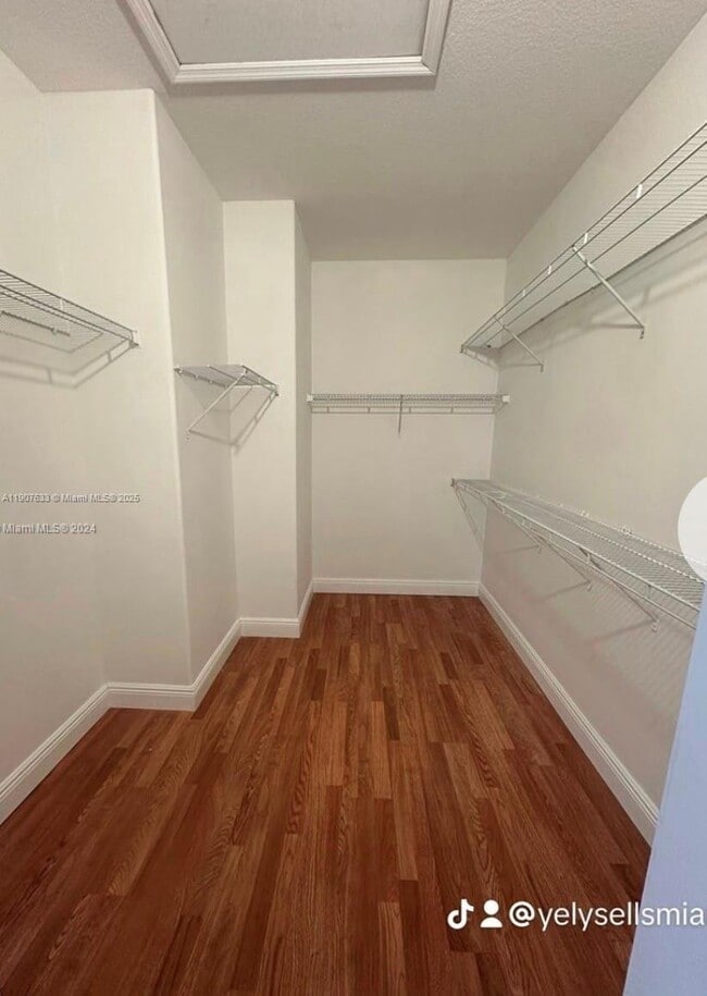 Building Photo - 16314 SW 61st Ln