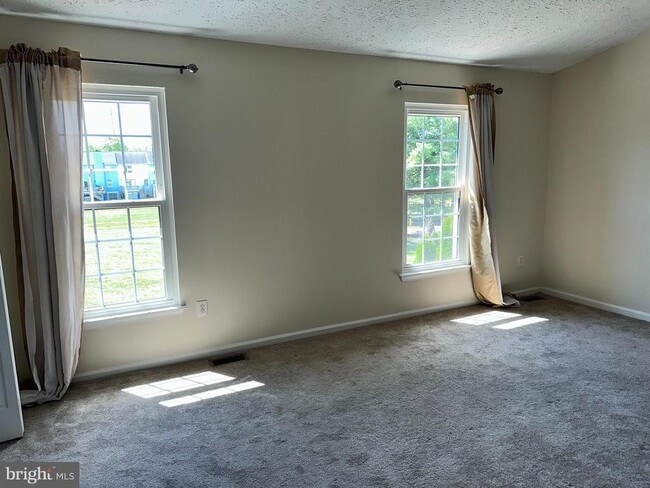 Building Photo - 5032 Merganser Ct
