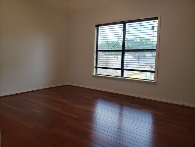 Building Photo - 12719 Reedwood Ridge Rd