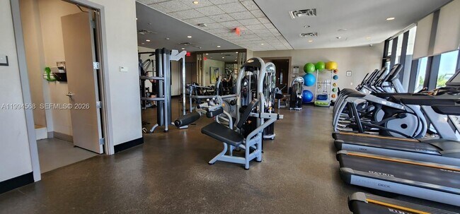 Building Photo - 5300 Paseo Blvd