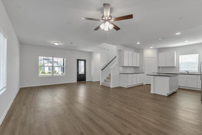 Building Photo - 202 Tokalaun Dr