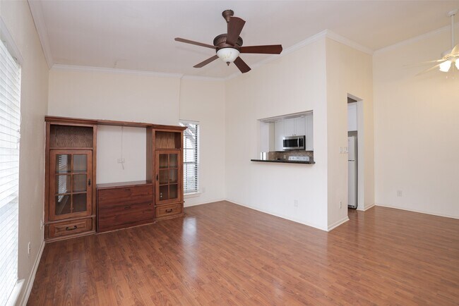 Building Photo - 2001 Bering Dr