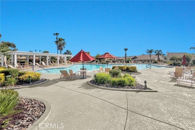 Building Photo - 5211 Mission Hills Dr