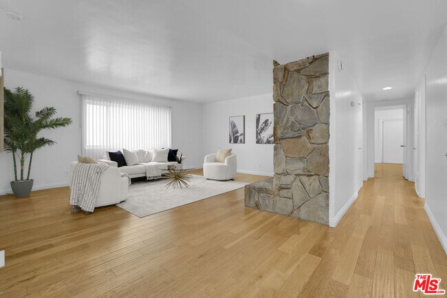 Building Photo - 6740 Springpark Ave