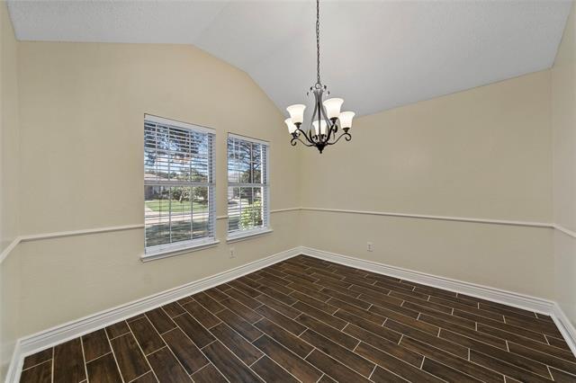 Building Photo - 1002 Manassas Dr