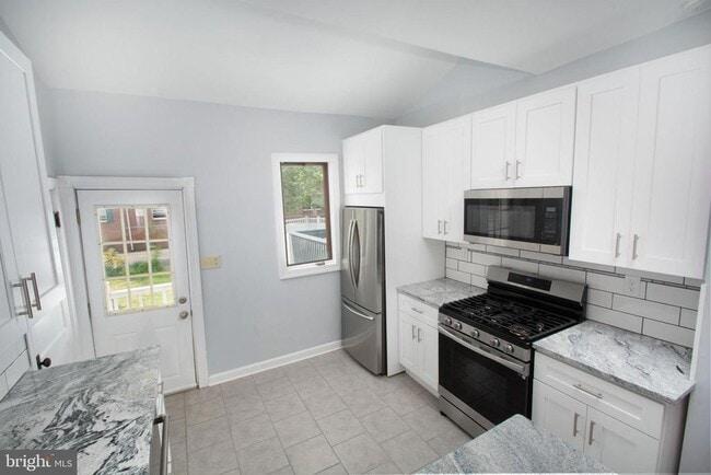 Building Photo - 272 Haddon Ave
