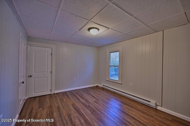 Building Photo - 109 Walnut St