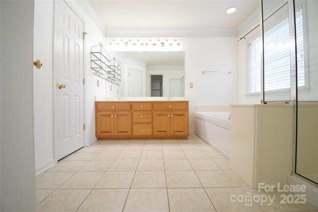 Building Photo - 9936 Corrystone Dr