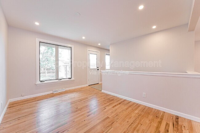 Building Photo - 270 Beryl Way