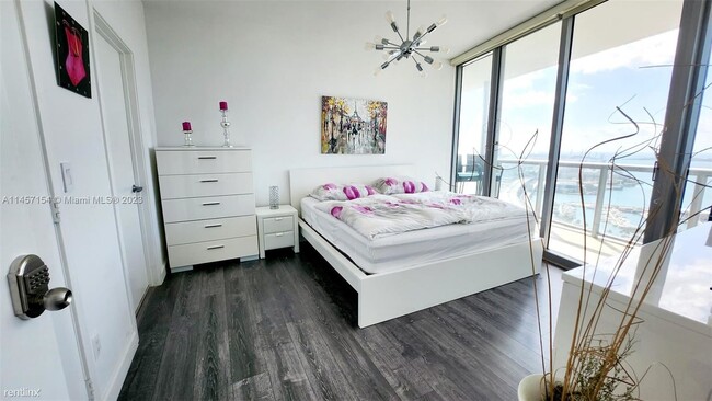 Building Photo - 2 br, 2 bath Condo - 888 Biscayne Blvd Apt...