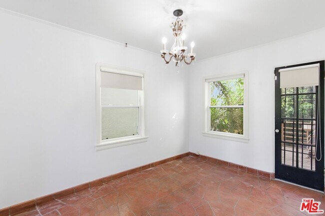 Building Photo - 1307 S Longwood Ave