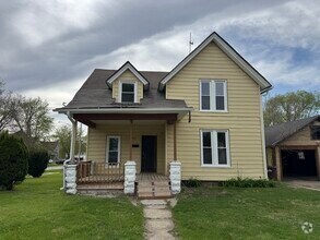 Building Photo - Fully remodeled 3 bed 1 bath $1400 includi...