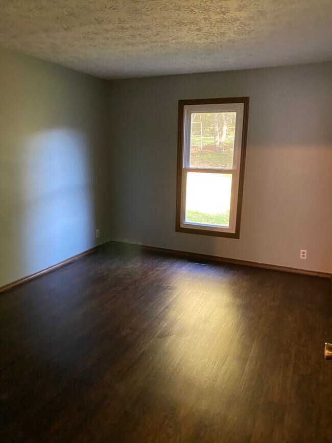 Building Photo - 1612 E Harrison St