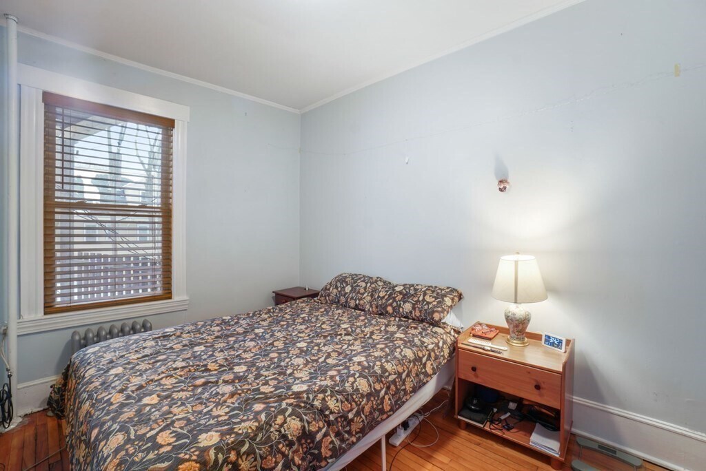 Building Photo - 33 Ridgemont St