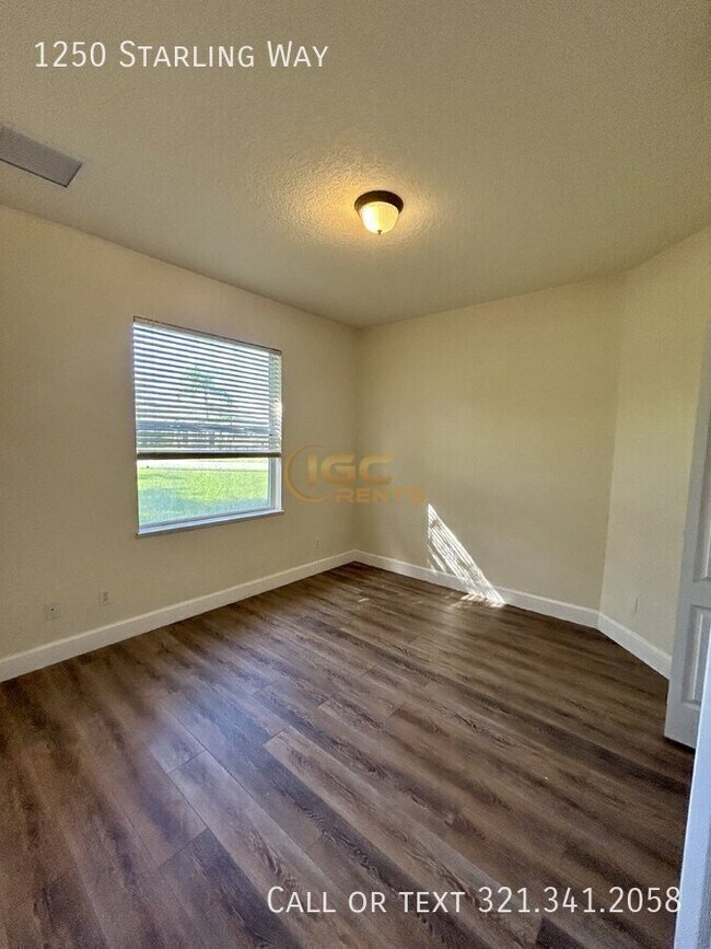 Building Photo - 1250 Starling Way