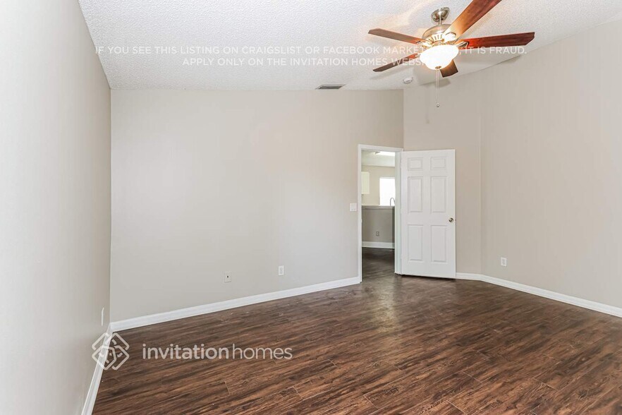 Building Photo - 2257 Deercroft Dr
