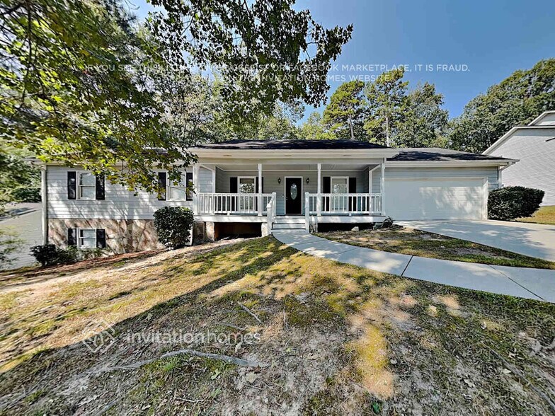 Primary Photo - 2461 Sherrie Ln SW