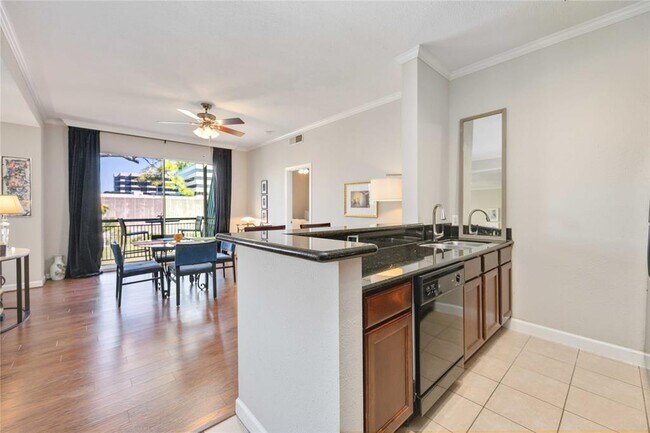 Building Photo - 4515 Briar Hollow Pl