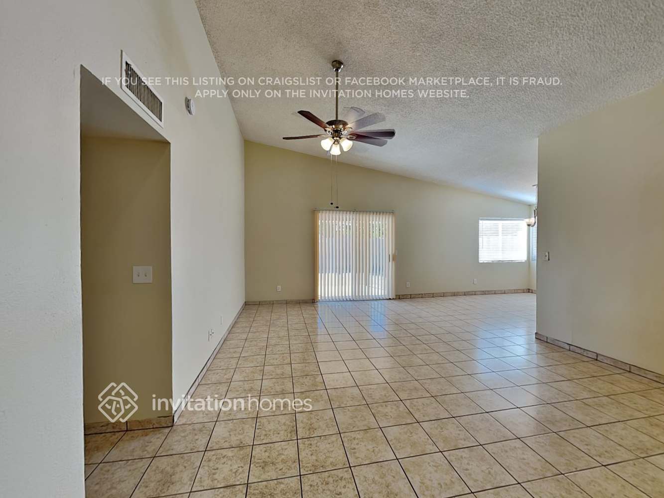Building Photo - 7517 W Mercer Ln