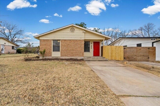 Building Photo - 4806 Russet Hill Dr