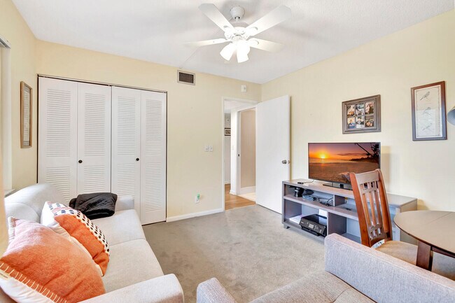 Building Photo - 14376 Amberly Ln