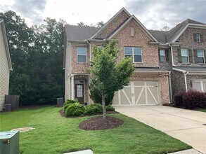Building Photo - 7305 Heritage Oak Ct