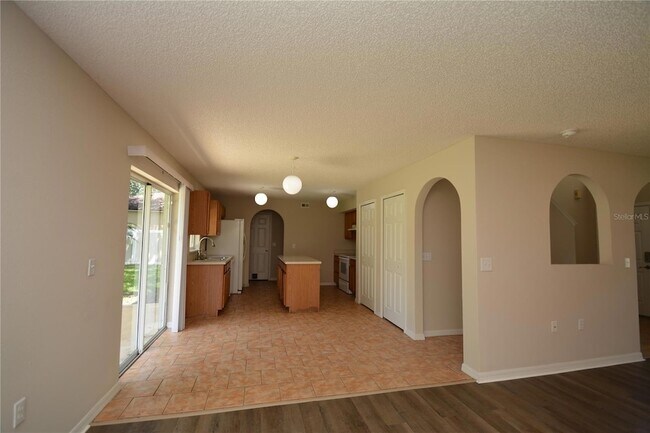 Building Photo - 47 Buttermill Dr