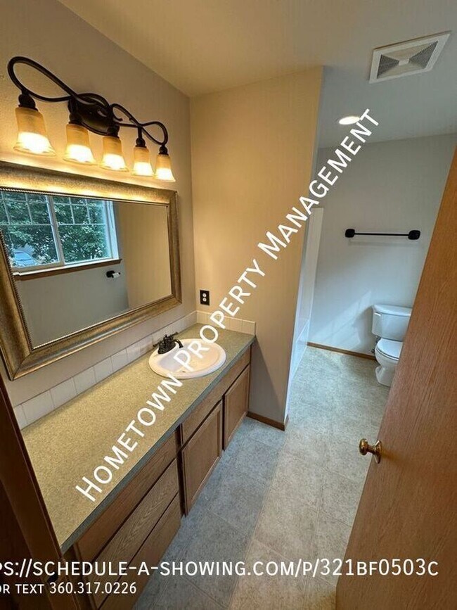 Building Photo - 6715 Kirsop Village Dr SW