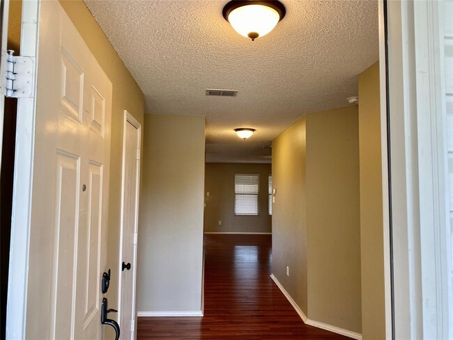 Building Photo - 1416 Lonesome Dove Trail