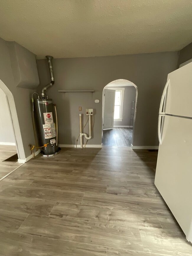 Building Photo - Very Cute 1br/1ba Home For Rent!