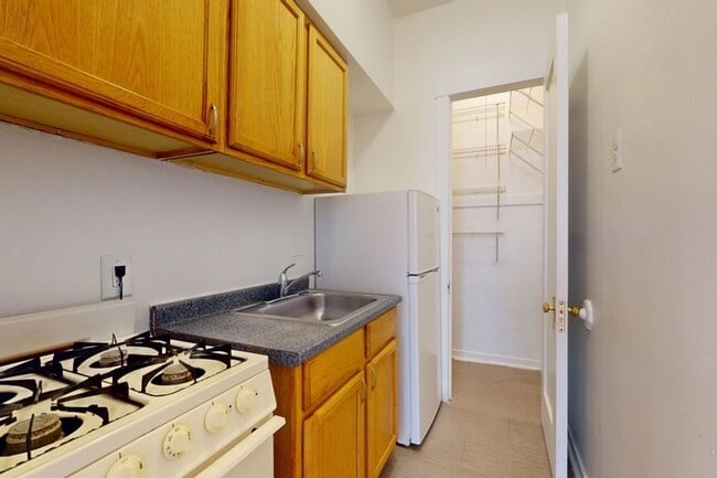 Floorplan - 5474-5480 S. Hyde Park Boulevard