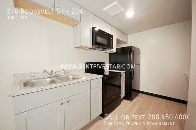 Building Photo - NEW Studio Apartment Available at Gardner ...