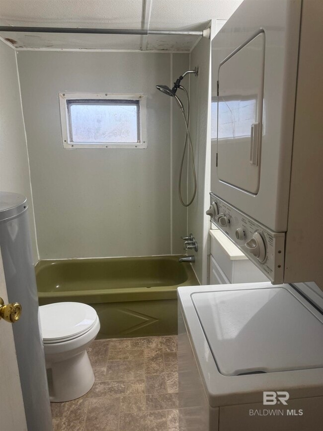 Building Photo - 20370 US-90