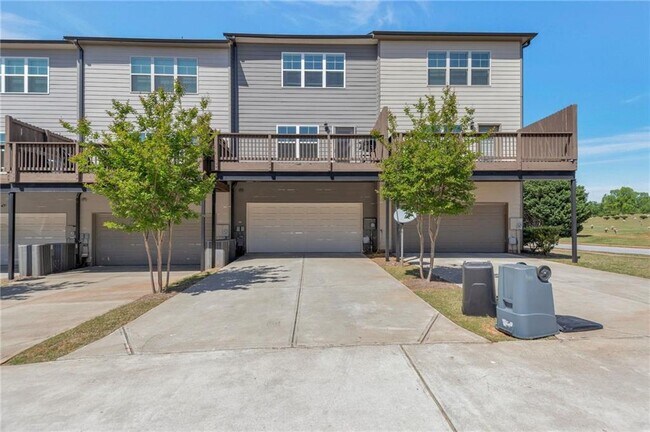 Building Photo - 3625 Hawthorne Terrace